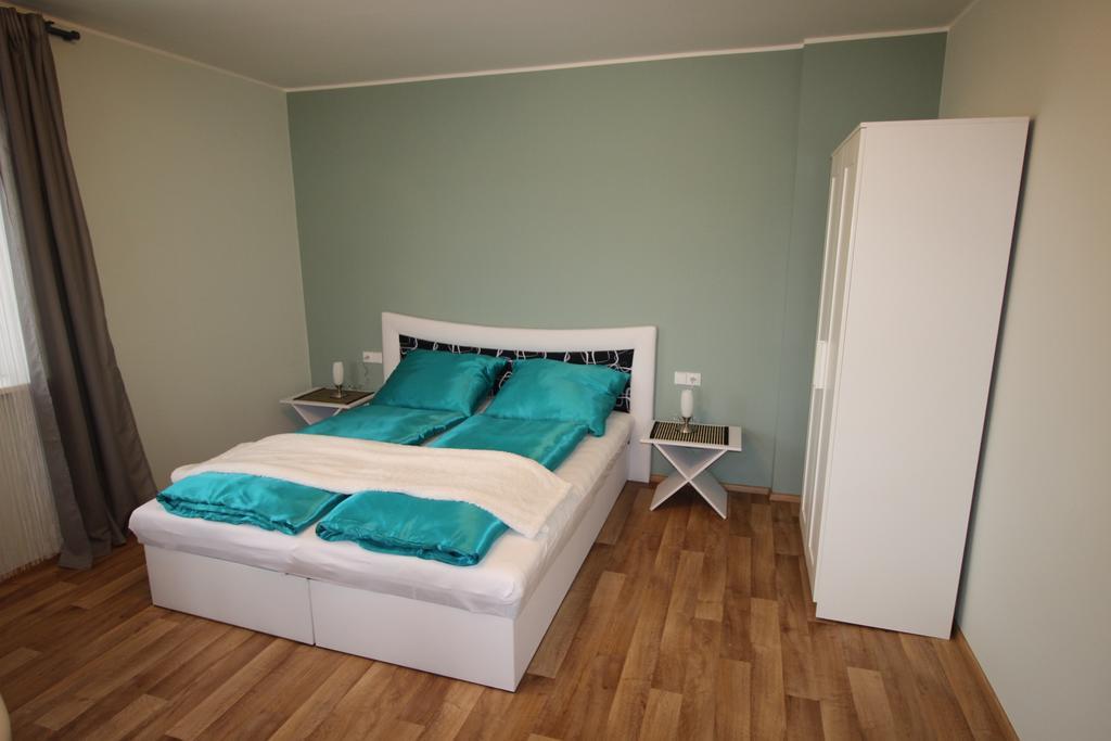 Dreamy Apartment Prague Room photo